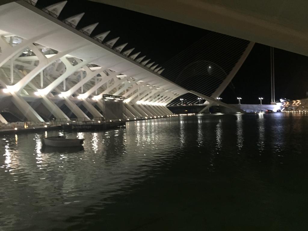 Valencia Centro Wifi Apartment Bilik gambar